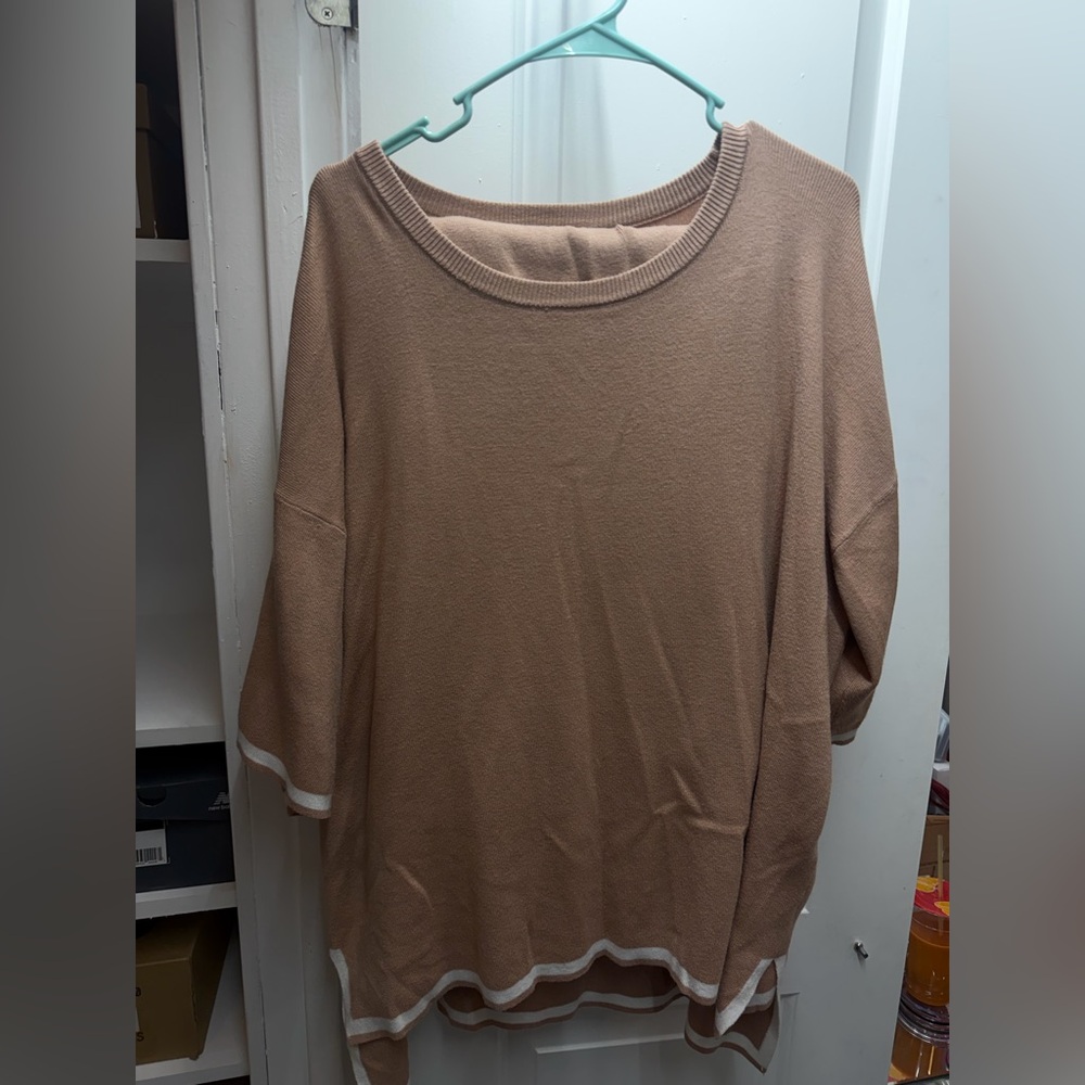 Women's 2-Piece Set in Tan